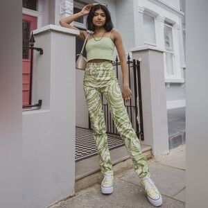 Vatka Lokum High Rise Straight Leg Pants Green Print Kendall Jenner